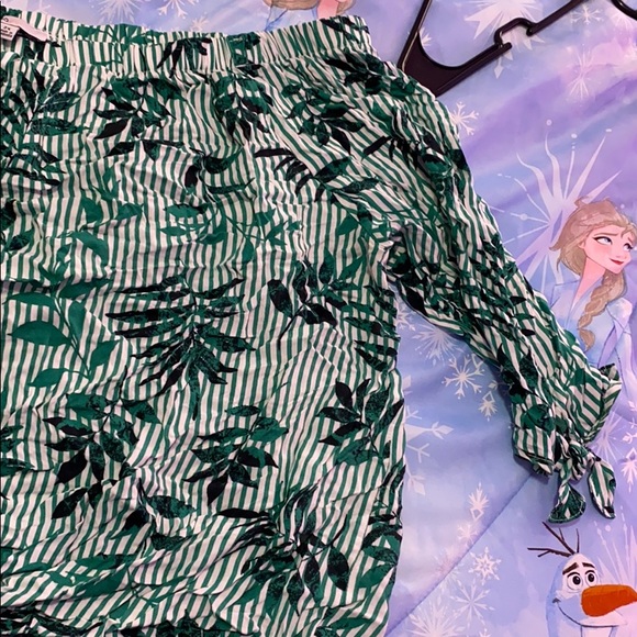 Blouse - Picture 2 of 4